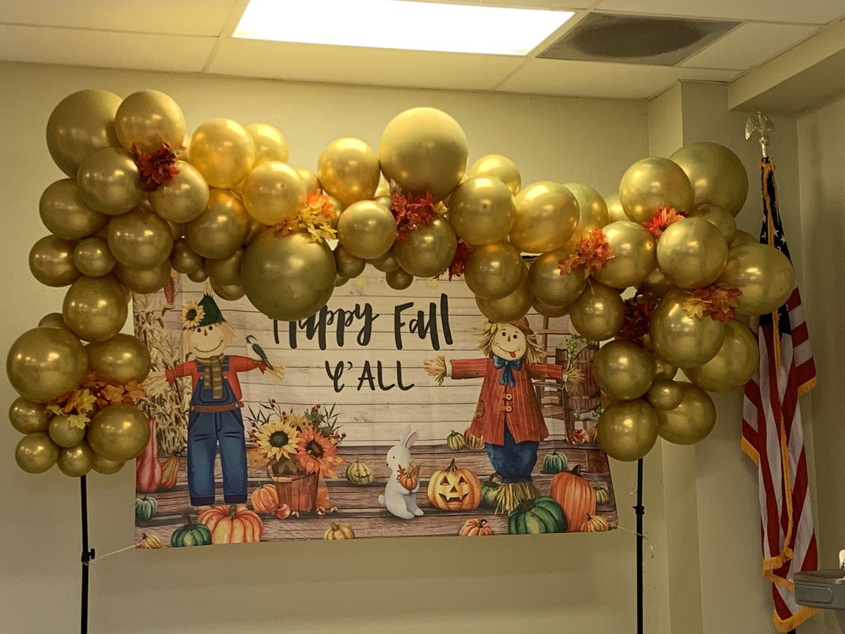 Lots of children enjoying the activities at the Arcadia Housing Authority Fall Festival <a href="/SuncoastCGLR/">Suncoast GL Reading</a> <a href="/readingby3rd/">Campaign for Grade-Level Reading</a> <a href="/CarolinaLFranco/">Carolina Franco</a>