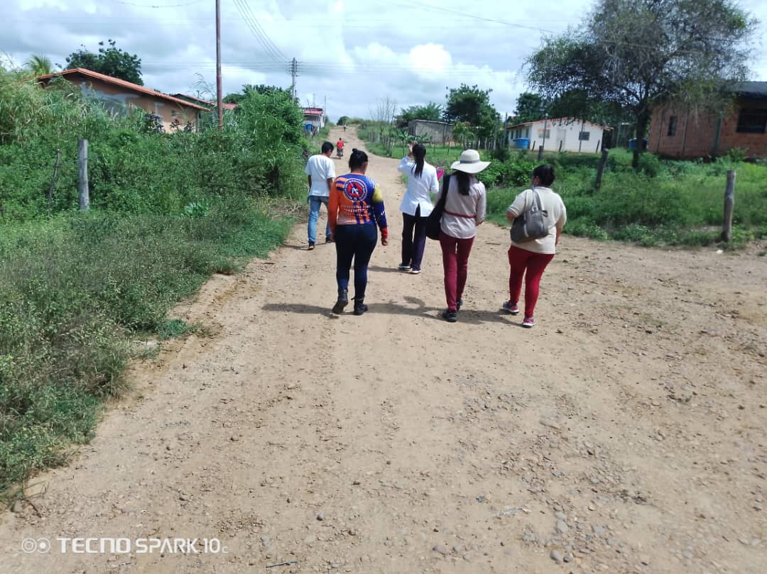 Estuvimos en  el municipio Chaguaramas haciendo acompañamiento al equipo de salud de  la entidad para acudir al sector Pedro Zaraza con la finalidad de hacer  una captación de mujeres embarazadas