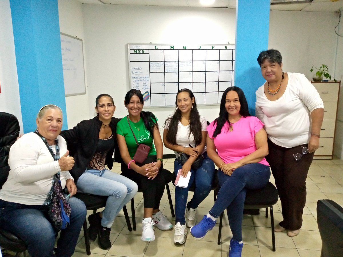 Consejo de Desarrollo Académico Territorial UNEM en el despacho del Centro Desarrollo Estadal de la Calidad Educativa.