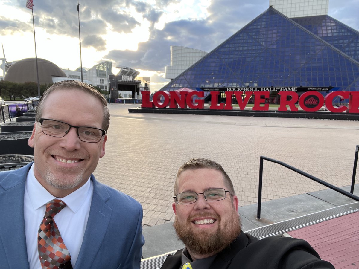 bemorecolorful's tweet photo. Thanks to everyone's amazing support, Be More Colorful has moved onto the semifinals of @YassPrize! 🥳 We're so thankful for the opportunity from the #YassPrize foundation, @edreform, and @Forbes. #STOPforEducation #Semifinalists #Semifinals #Cleveland #ThankYou #Education https://t.co/WyoCAMVzgb