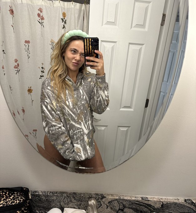 Mean muggin 😈 what&rsquo;s up y&rsquo;all https://t.co/NH4WDmokfd