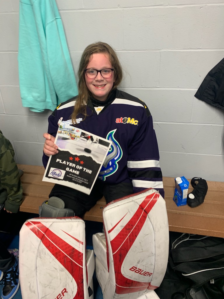 FemaleMinor's tweet image. 🚨🚨 From our Gu11 @PmhaWarriors T2s.. Hailey Groves and Paisley Fifield!!! Both got POG awards from the Icebreaker Tournament this weekend. Great job ladies, congratulations! Keep up the hard work and it will keep paying off. #GoWarriorsGo