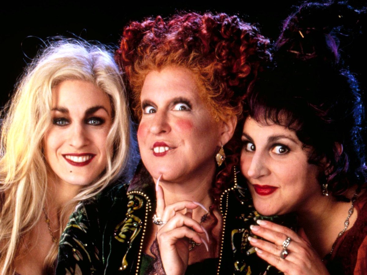 Just one week until our showing of Hocus Pocus! At this film screening you are encouraged to dress up in your best fancy dress outfit. Be creative and wacky but above all... Have a great evening out. 🎃 …eringhamlittletheatre.ticketsolve.com/ticketbooth/sh…