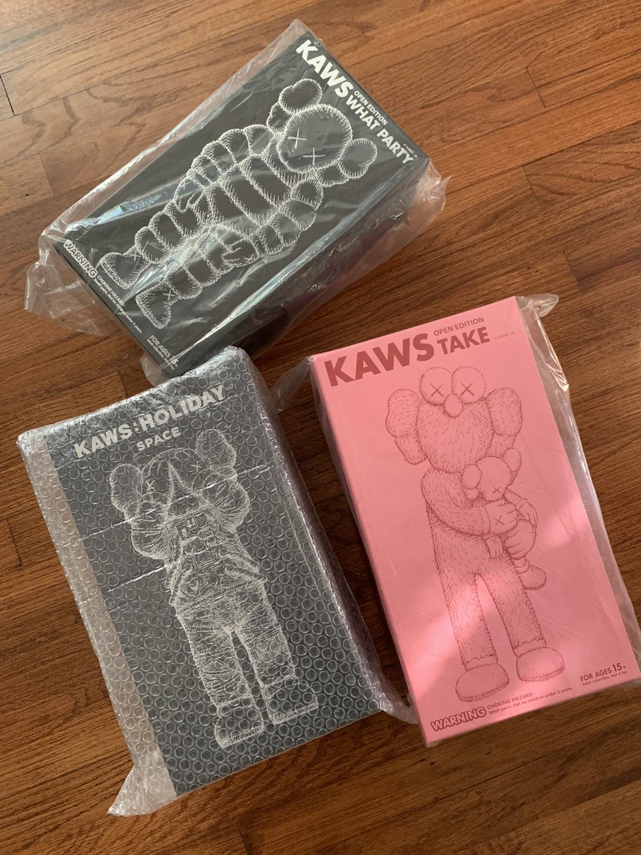 Kaws for sale!

-What party (black) -325

-Take (pink)- 650

-Holiday Space (black)-750

Hmu if interested!!!