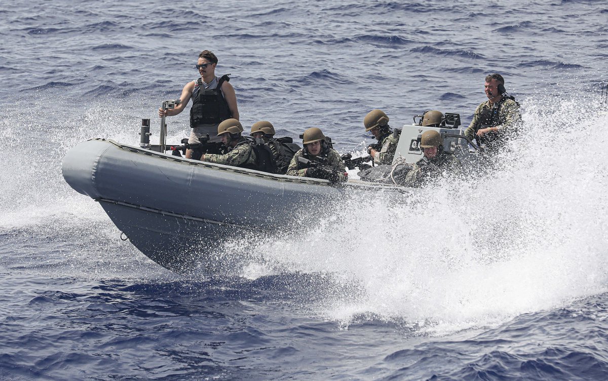 🇺🇸🇨🇦🇵🇭 #NavyPartnerships this #WarshipWednesday! ⚓