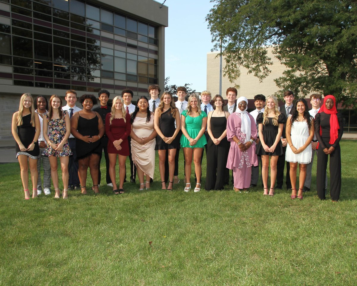Congrats to MHS Homecoming King Zander Ealy, Queen Maryam Ndiaye, Prince Antoine Richmond &amp; Princess Izzy Lamphier, along with the entire Homecoming court! The court will be recognized in the parade on Friday &amp; later that night at 6p at Browning Field. #molinepride #mhshoco23