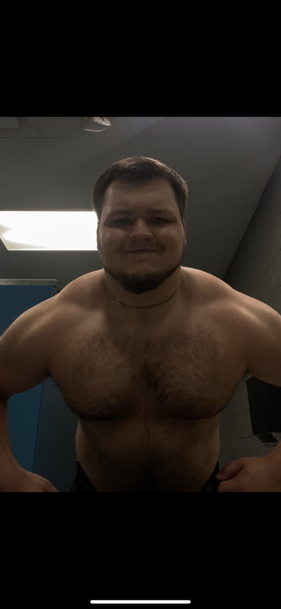 LucasNance54's tweet photo. New PR Alert 

Bench:385lbs 
Squat:510lbs 
Decline bench:365lbs https://t.co/gn94Yw3046