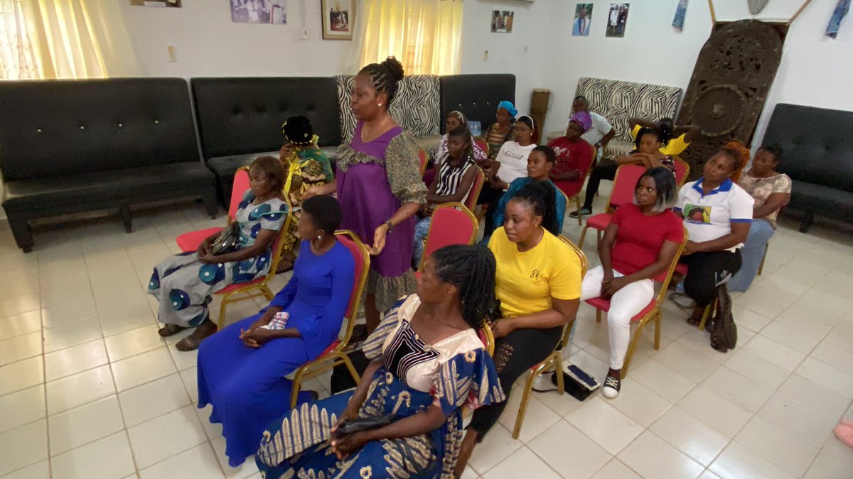 AVAFinfo's tweet image. On the 11/10/2023. The NFON’s Palace was host to a program : EMPOWERED. A WORKSHOP ON BRIDGING GENDER &amp;amp; CLIMATE JUSTICE organized by Global Action For Education &amp;amp; Rehabilitation (GAERE). In collaboration with AVAF, BOUGHO IGZEGH, KFS Ltd, &amp;amp; FRIENDS OF THE NFON’S PALACE KUMBA.