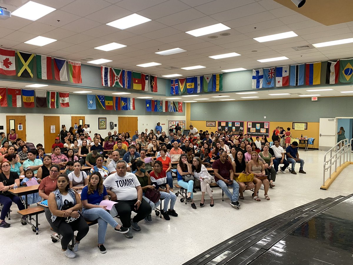 Duallanguagepbc's tweet photo. It was an incredible night at Palm Springs Elementary's Dual Language Night! 🌟 We shared information on Dual Language Basics and Immersion with an incredible crowd of 200+ families!🙌
@marjie_rowe @PBC_MPatterson @561Sdpbc @robinlbrown6 https://t.co/oUFvqxN756