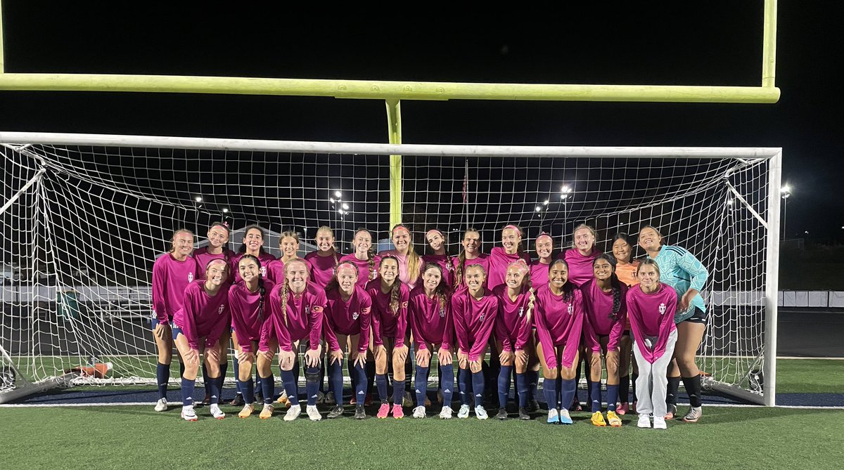 Match 16 updates: 

Twinsburg 2 - Stow 1

Goals: Sabet (2)
Assists: Pucky (2) 

Twinsburg finishes the regular season 11-1-4 and a perfect 7-0 in the Suburban League!!

Back-to-Back Suburban League Champions!! 🏆 🏆 

PPV/HHH