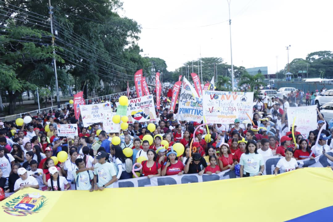 NicolasMaduro tweet picture
