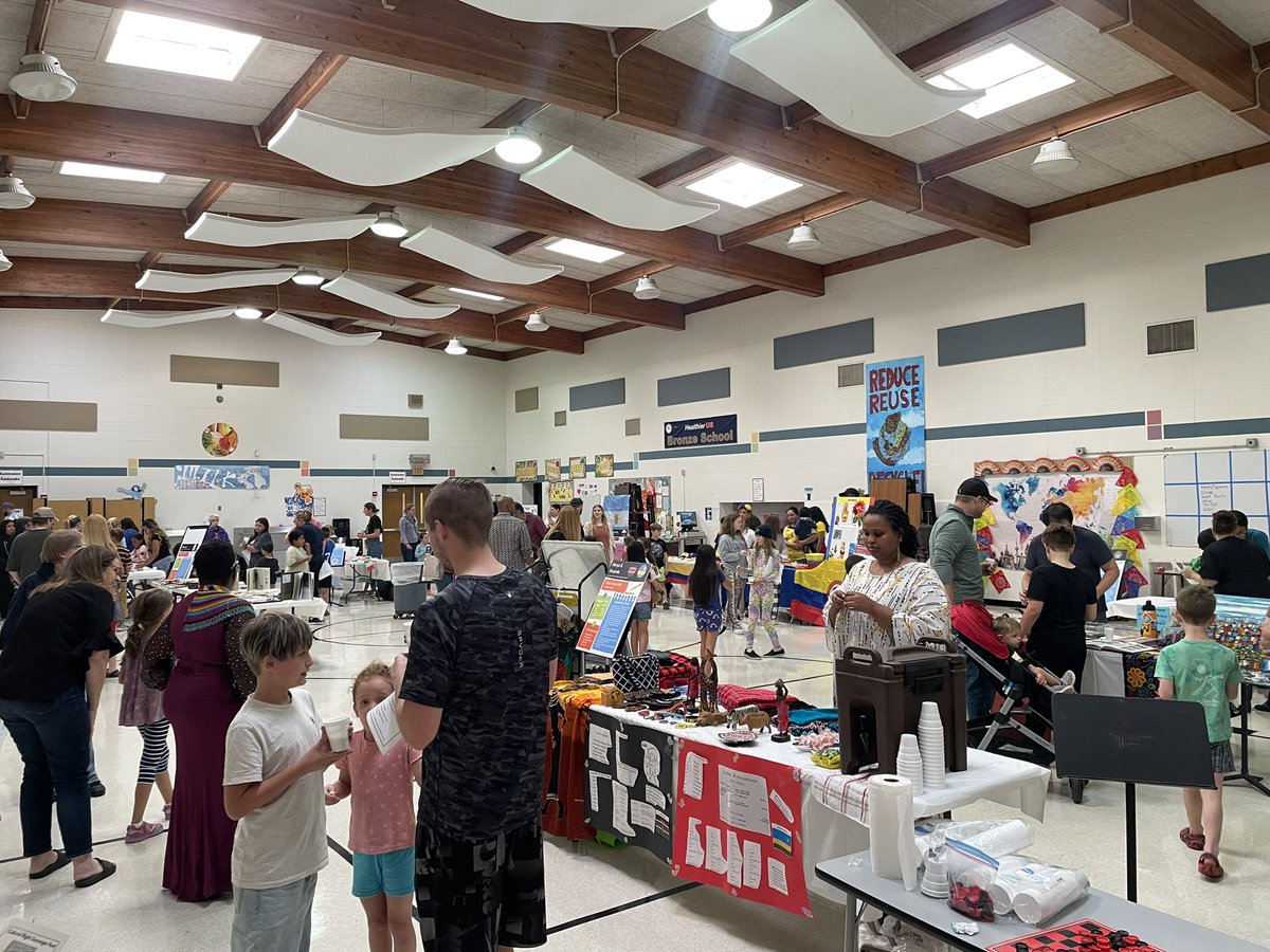 SMSD_Corinth's tweet photo. Cultural Night was a huge success. Thank you to everyone who joined us this evening!  @theSMSD @Rosehill512 https://t.co/hd2aTYQxdQ