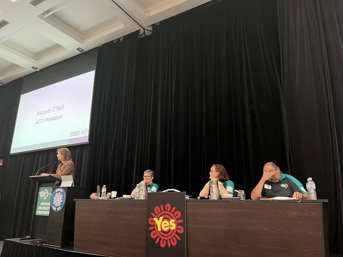 emelinegaske's tweet photo. Fantastic to be with hundreds of amazing @ASUWABranch members at their annual delegates conference in glorious Fremantle. We’ve kicked off with great speeches from Premier @RogerCookMLA and ACTU Prez @MicheleONeilAU https://t.co/yWuLovuESK