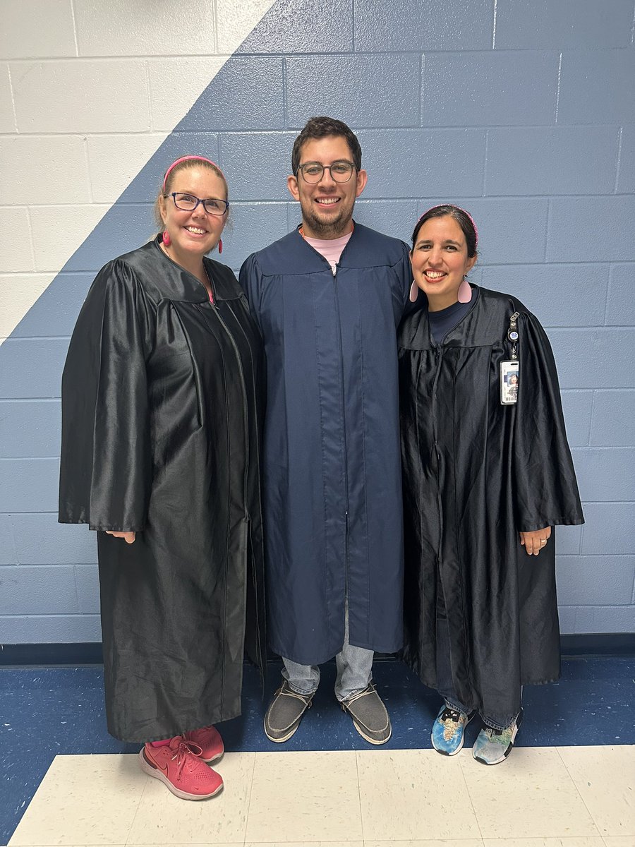 #Mongols Court Trial is always exciting to watch! 🌎🧡💙 Can’t wait to see what #WHAP students write in their #DBQ on Friday! ✍️