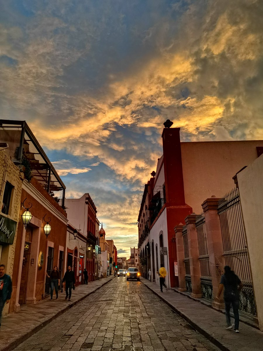 Tarde Queretana 🌥️ #soyqueretalove #centrohistorico #querétaro #presumiendoaqueretaro #queretanasoyseñores