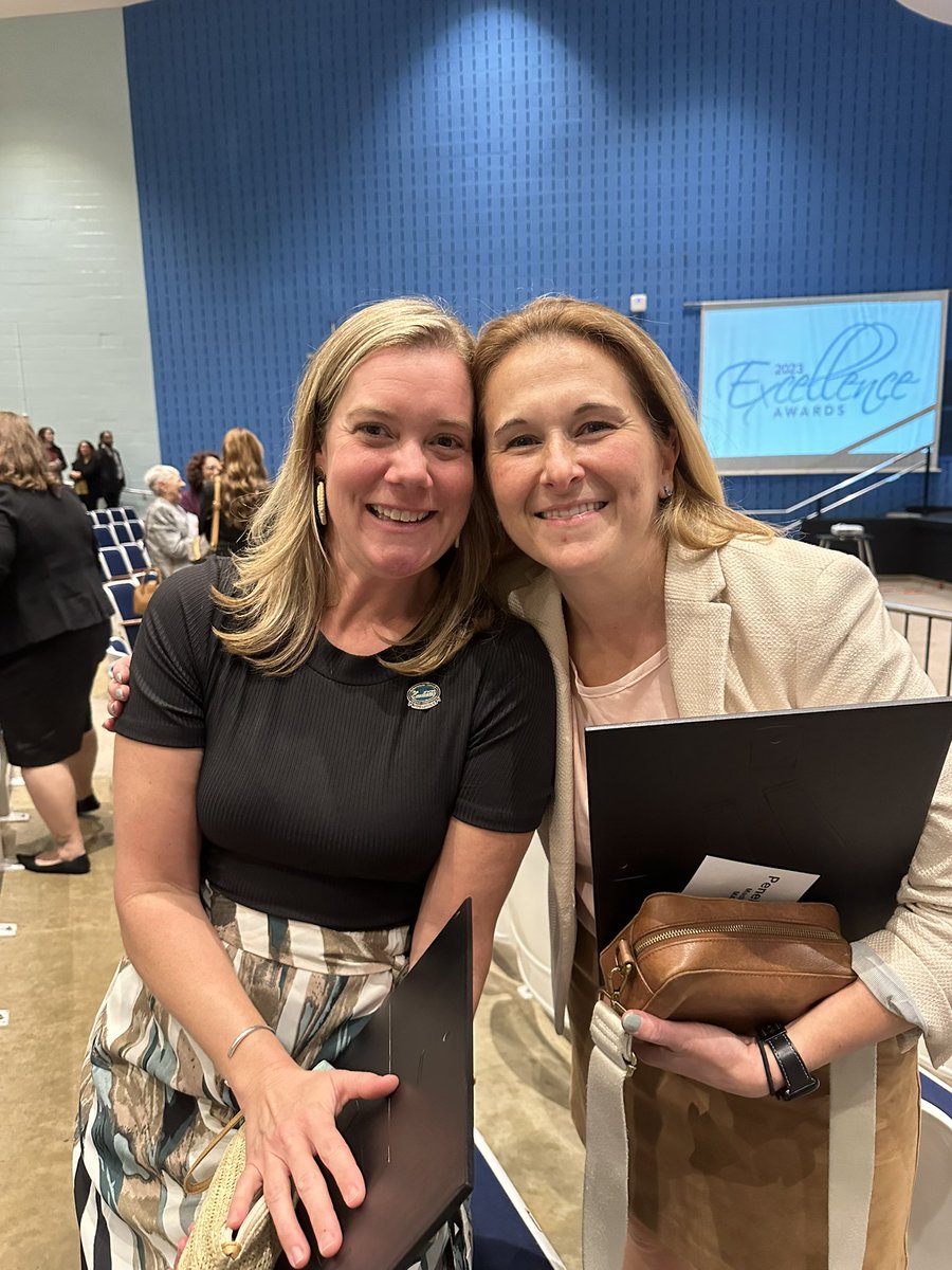 Leslie Leisey tweet media