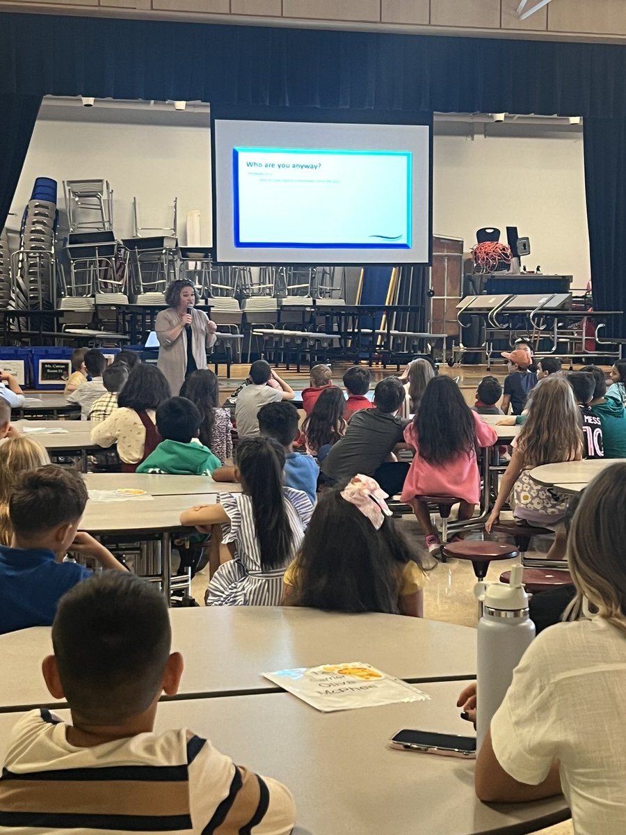 BESpectacular tweet media