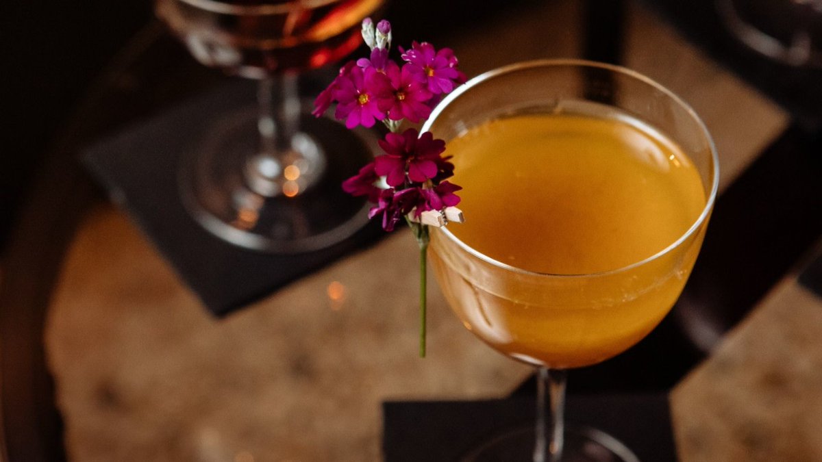 tothotornot's tweet image. 🍹 16 Places That You Can Order Cocktails From and Have It Delivered to Your Door in Melbourne   

If you're needing to purchase a gift for someone, or looking to treat yourself to...
bit.ly/CocktailsMelb   
#cocktailsmelbourne #melbournebars #cocktaildelivery #alcoholdelivery