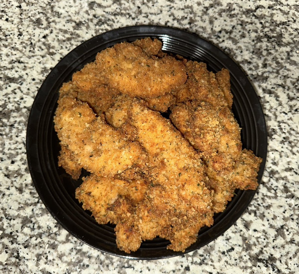 deathblade0179's tweet photo. My kids attacked the plate before I could take a full pic of chicken mountain, but I guess that just means it was good! 😁 #CookingWithDeathblade https://t.co/ba3dc12Fx9