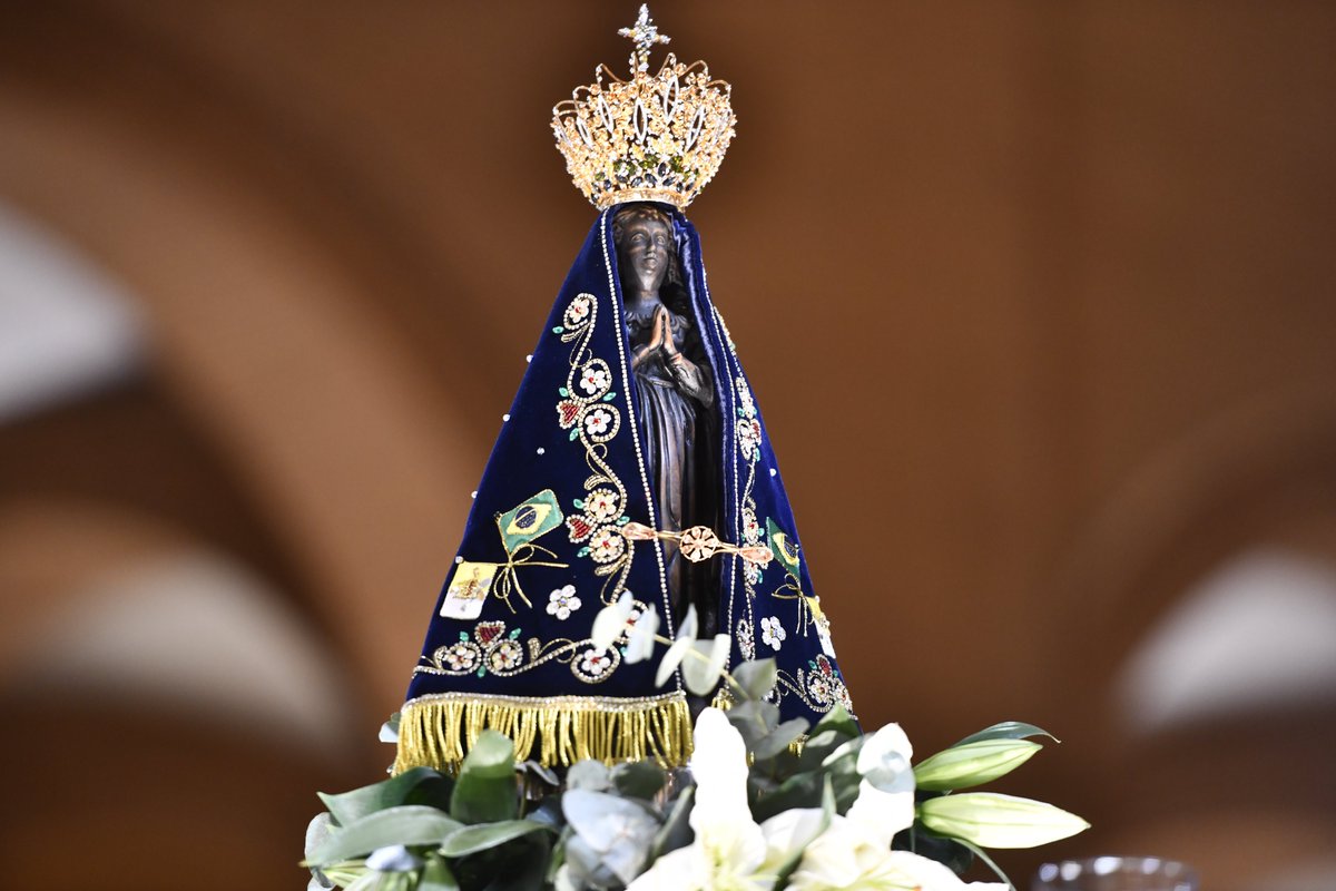 Viva Nossa Senhora Aparecida, Rainha e Padroeira do Brasil!

#NossaSenhoraAparecida #SouDevoto
#12deOutubro #FestadaPadroeira