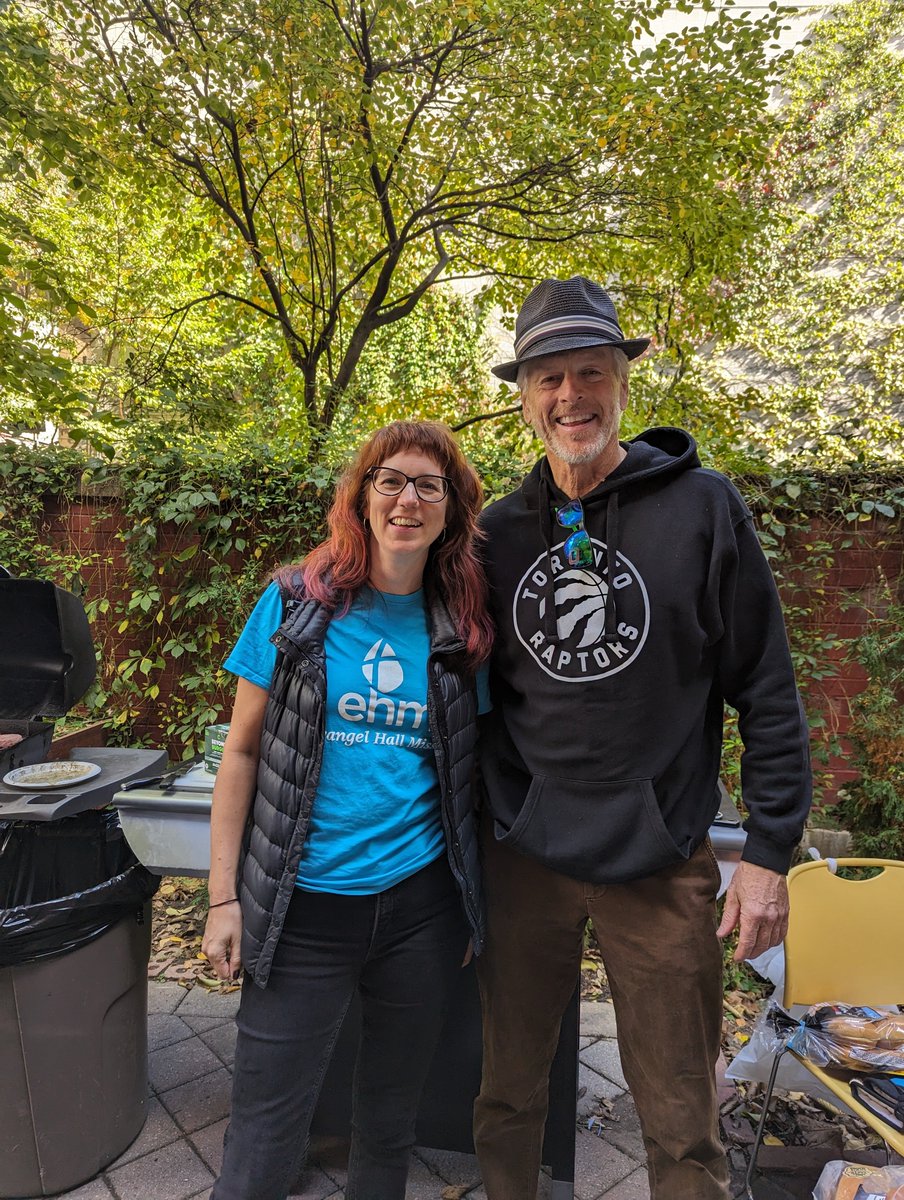 chrisgloverndp's tweet image. It was a real pleasure seeing all the residents of Portland Place today for a community BBQ!

A special thanks to Portland Place staff and volunteers who came out to help!

#SpaFY #bbq
@ehm_1913