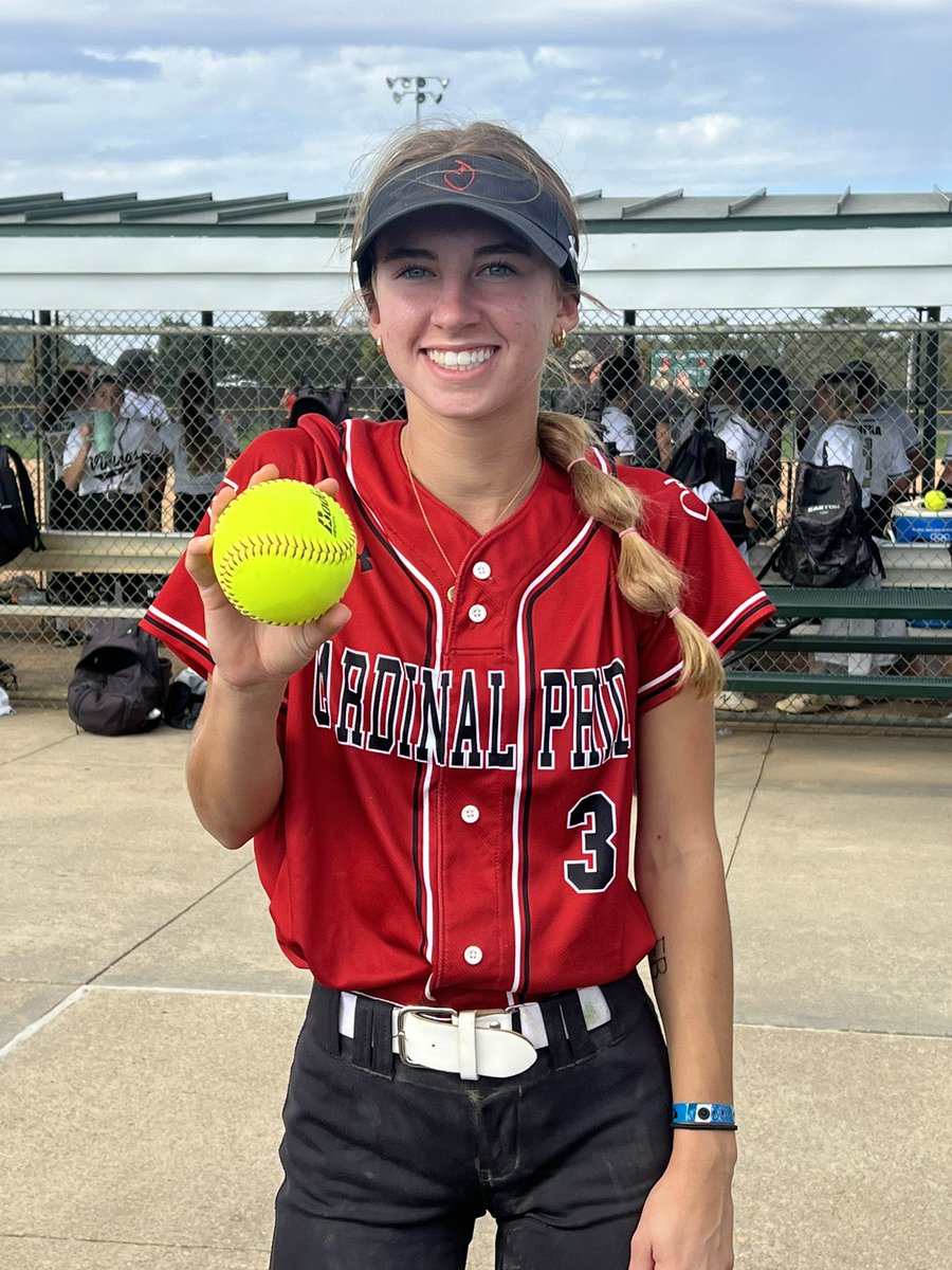 Fell to Blair in Game 1. 
<a href="/agnes_lampe/">Agnes Lampe</a> was the first to score with a solo 💥 in the 1st!
Back at it tomorrow at 11:30.