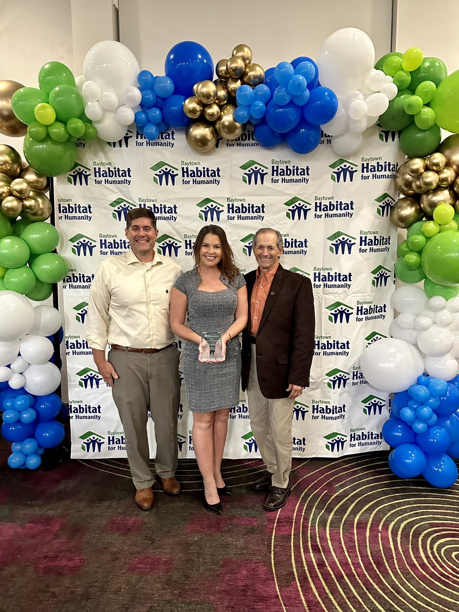 CovestroBaytown's tweet photo. At the Baytown @Habitat_org Opening Doors event we heard inspiring stories from two recipient families &amp; saw volunteers be recognized for their tireless efforts. VP of Health &amp; Safety @ChrisHazen8 is a newly-elected board member &amp; is committed to helping turn houses into homes. https://t.co/ny1dhOSy7M