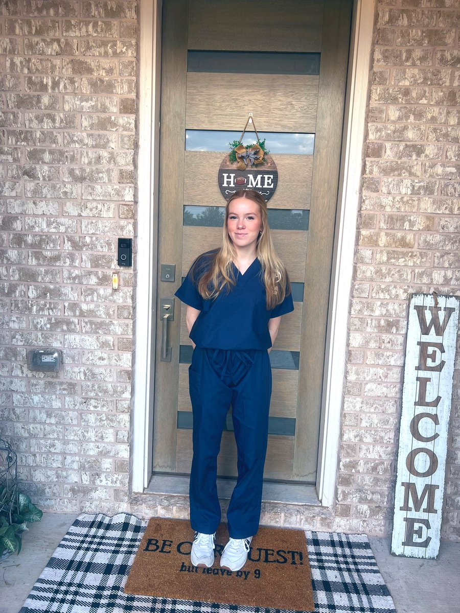 Katy_FNP's tweet photo. Proud of this girl, CMA clinicals @BNHSBiomed @maysonsherry https://t.co/klfYqYSM4H