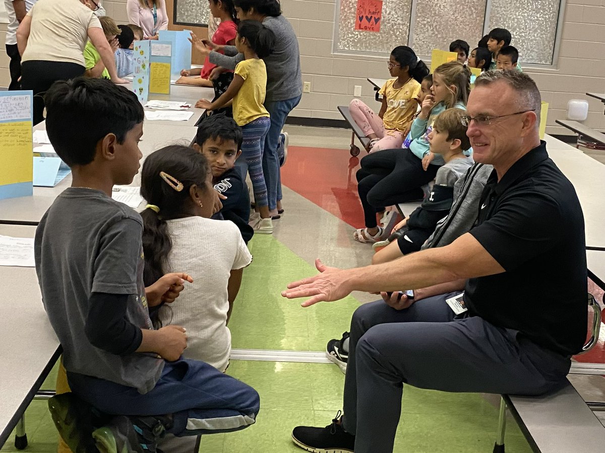 Kelly Looman (@kelly_looman) on Twitter photo Our <a href="/Parkside_ES/">ParksideElementary</a> 3rd graders did an amazing job at their project showcase today! We are so appreciative to all of our guests from parents to district leaders to board members! Thank you also to their fantastic teachers for the work that went into this learning experience! #1LISD Our <a href="/Parkside_ES/">ParksideElementary</a> 3rd graders did an amazing job at their project showcase today! We are so appreciative to all of our guests from parents to district leaders to board members! Thank you also to their fantastic teachers for the work that went into this learning experience! #1LISD