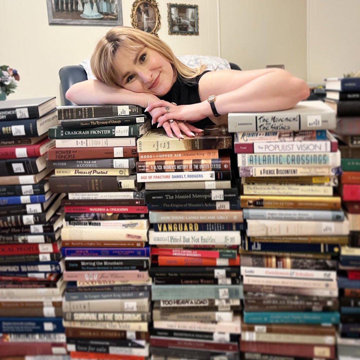 Amy Achenbach tweet media