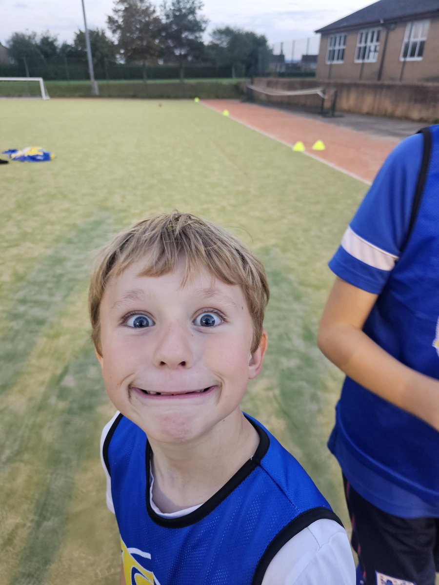 💛 THE HEART OF THE COMMUNITY: One of our main aims is to build a sense of community &amp; belonging for children and their families through our sessions. 

We want to make football fun for everyone. We want our  football experiences on the doorsteps of children everywhere.