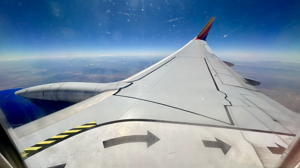Today’s office window views. TUS ➡️ HOU ➡️ SAT #wingseatwednesday @SouthwestAir
