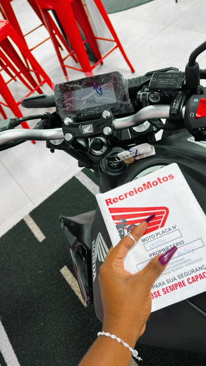 Pelo rio de nave zeroooo🚀😮‍💨

Deus jamais colocaria em meu coração um sonho impossível de se realizar. Ele me prometeu e ele cumpriu. Deus faaaaz!! 😭🙏🏽🥰 🏍️🚀❤️