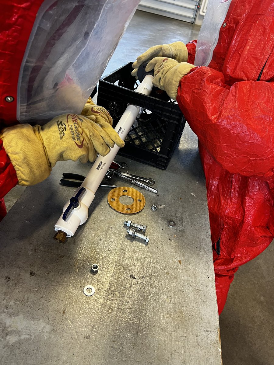 SIOUX_CITY_FIRE's tweet photo. HAZMAT Technician training happening this week for some of our newest members. We are a Regional Team that serves 12 counties in Iowa and 1 in Nebraska. Having high speed individuals makes us a high speed #SCFReady team! https://t.co/eV0647cQth