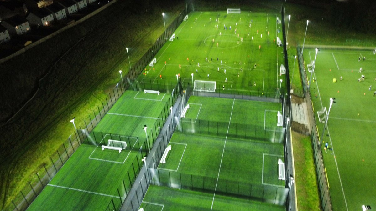 👀 What can we say apart from unbelievable!!! To think we were without a home and on the grass training in the mud to the best or one of the best football venues in Scotland. Our football community at <a href="/ComplexStepford/">FarePlay Stepford</a> can’t believe this is our home thanks to <a href="/FARE_Scotland/">FARE Scotland</a> ❤️ ❤️