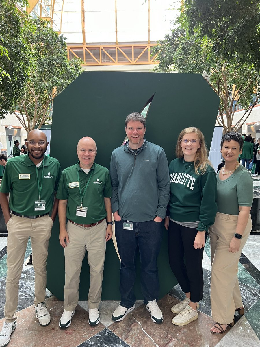 Chris_Duncan's tweet photo. .@CLT_SPS MarComm team at the @UNCCharlotte Uptown Celebration for #NinerNationWeek. https://t.co/XxVyUDj5Fe