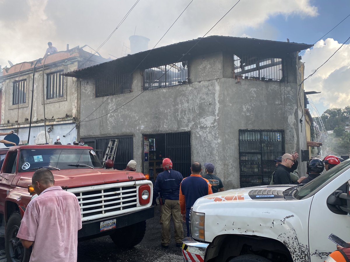 Protección Civil tweet media