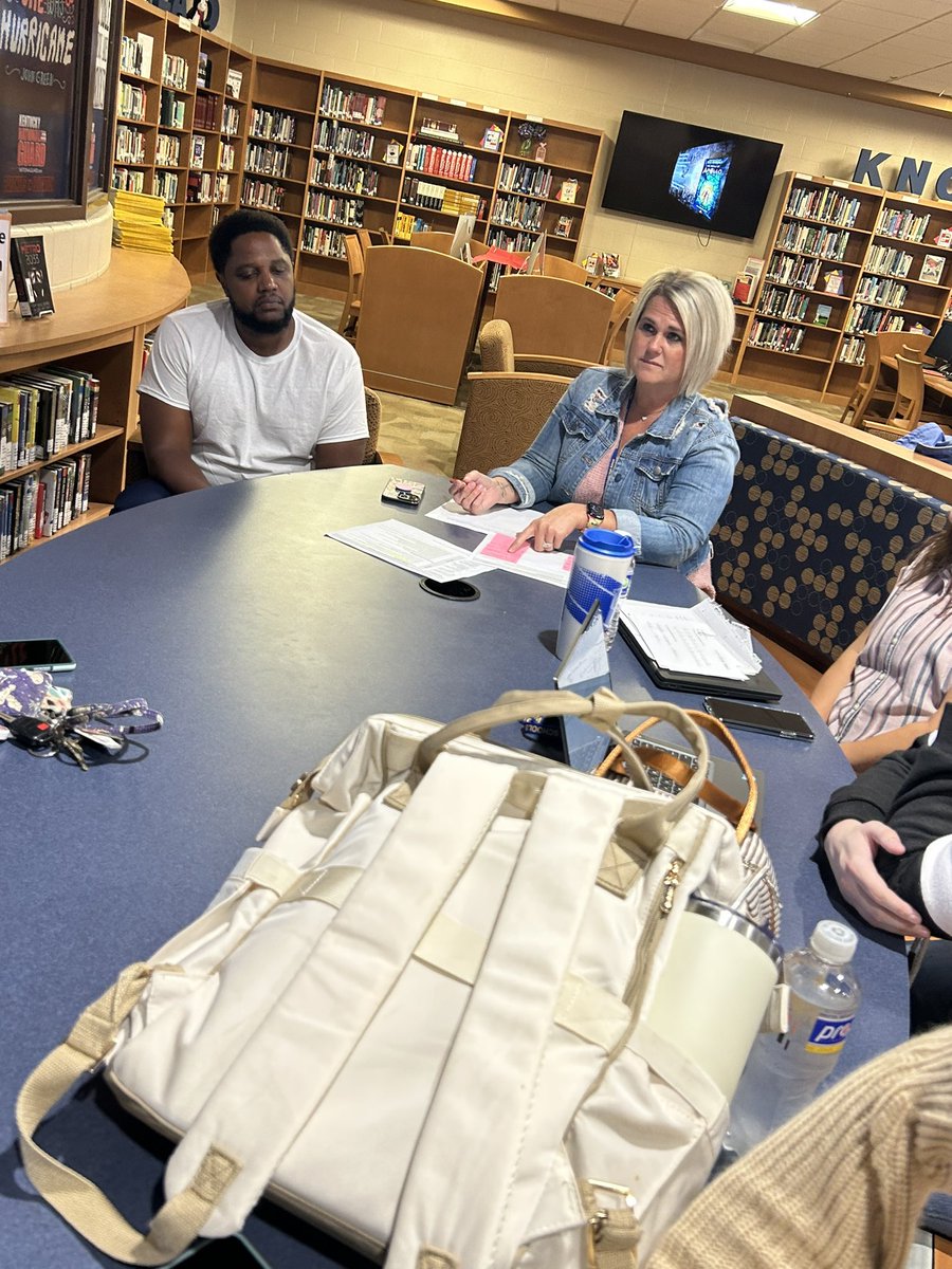 WC_Commanders's tweet photo. Great staff-led discussions centered on processes and improvement! Proud of our teachers and teacher leaders! #WCPride #CommandersRise https://t.co/3pYmX4OiJj