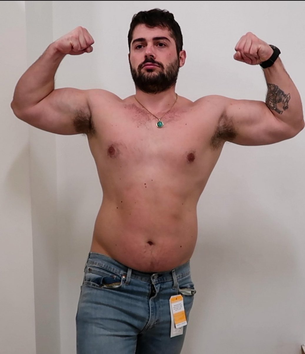 brunobaba11's tweet photo. Jeans don’t fit anymore https://t.co/BSc9XM5cvC