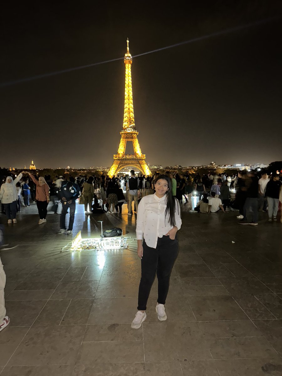 imclala's tweet photo. ✨Lalita in Paris🇫🇷✨ https://t.co/sfQHl5sYXB