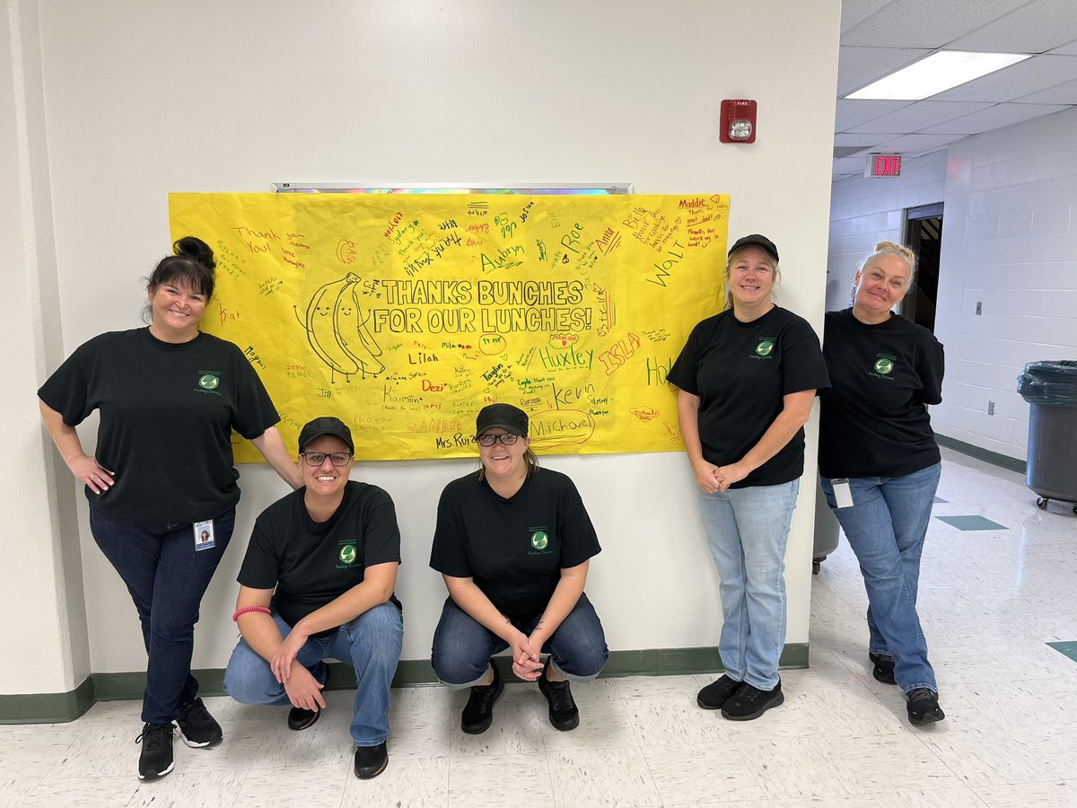 Lillian Schumacher Elementary 🦈 tweet media