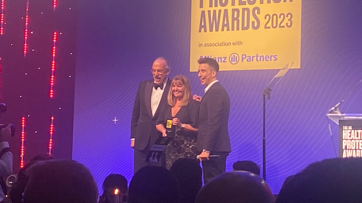 HandPnews's tweet photo. Next, we celebrate our winner in the Best Individual Protection Provider category – congratulations to @ZurichInsUK, who pick up their second trophy of the evening.
#HandPAwards https://t.co/8ceqckDTsQ