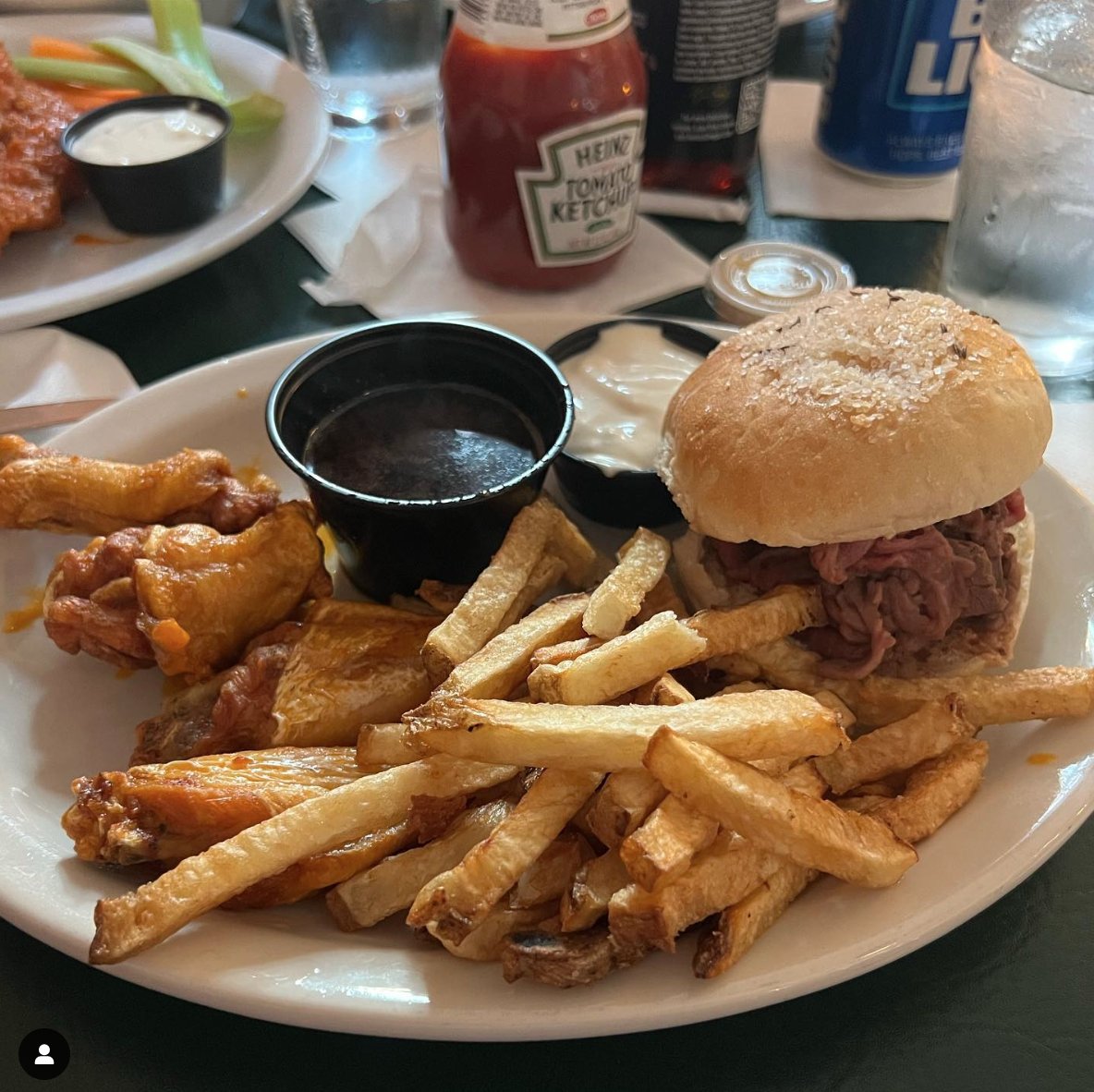 For those indecisive days...order the William Mattar! 4 chicken wings, 4 ounces of beef on weck, and 4 ounces of fries ... what more could you ask for? 

Photo by @foods_drinks_in_the_716