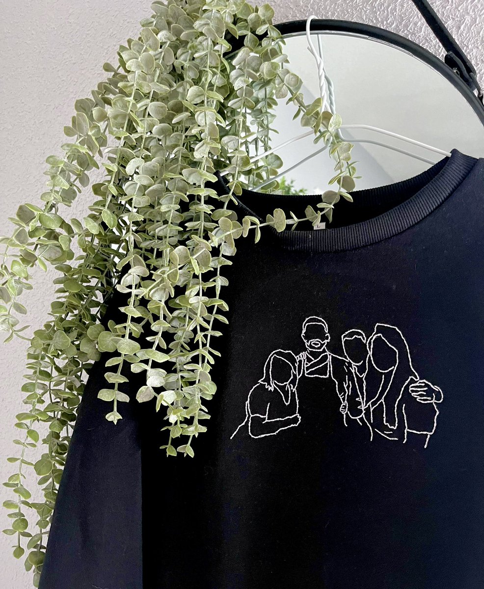 SheilaaCG07's tweet photo. ✨¿Quieres hacer un regalo único y especial? ✨
Bordo a mano la silueta de tu foto favorita 🥰 ¡te encantará! 
PD: me ayudarías mucho con un rt 😊 ¡mil gracias! 🤍 https://t.co/Ind4oVKjjT