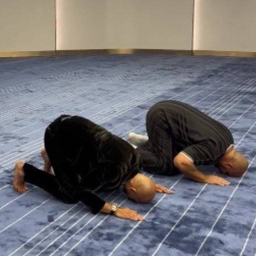 TheRealWorldTM's tweet photo. @Cobratate "The only thing I fear is GOD" - Andrew Tate.

InshAllah. https://t.co/50xVydG5Oc