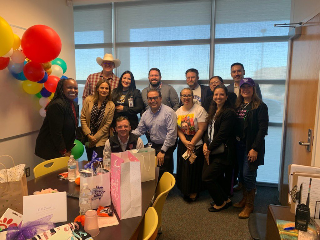 Today the @TJVT_Dallas got the opportunity to celebrate our amazing boss, @SoniaLoskot for an early Bosses’ Day. So grateful for her leadership and for @RyanZysk going along with the plan! #tjproud @TeamDallasISD @THuittDISD @dallasschools