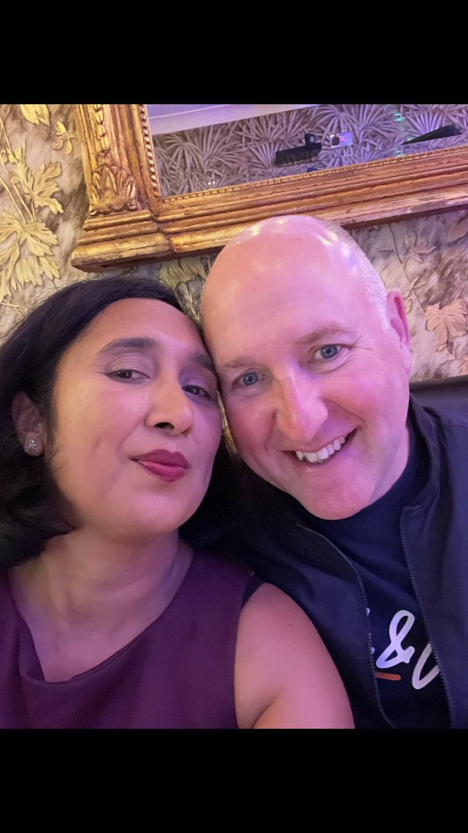 Great evening at Mother India Hornchurch with Sal Elvis 🎵🍷