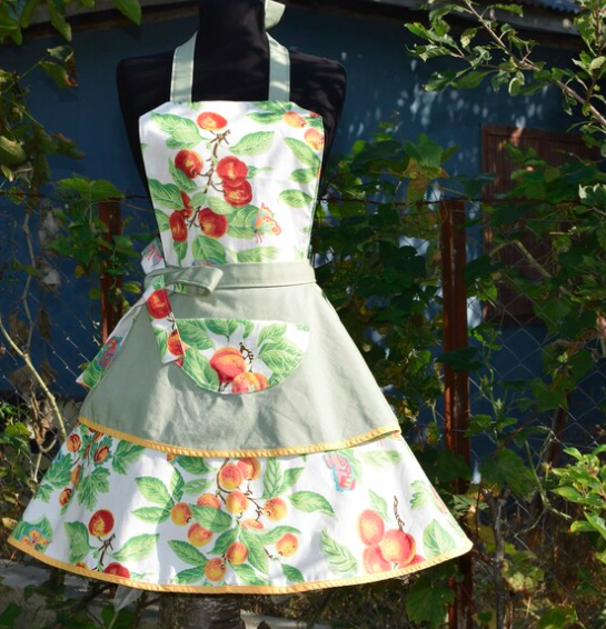 ShianaCraft's tweet photo. Choose your side!
https://t.co/kn5xFgstbu
#etsyfinds #etsygifts #apricots #apron #fruits #green #elevenseshour #earlybiz #craftbizparty #handmadegifts #kitchen #crafthour #holiday #homemade #lemonapron #gifts #etsysale #etsy #handmade #holidaygifts #kitchen #Cooking #crafthour https://t.co/3w6DdPFfQY
