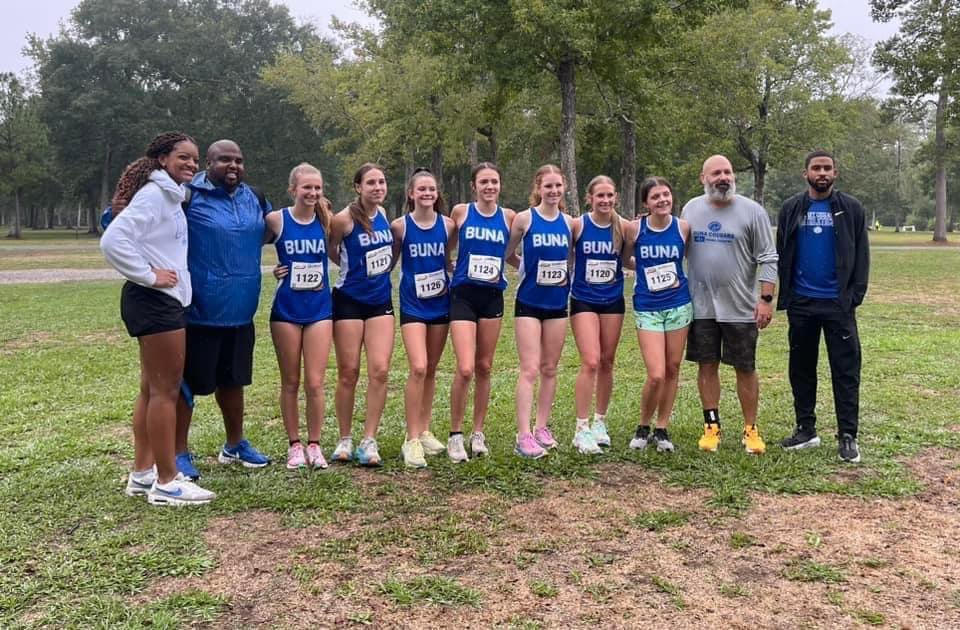 Congratulations to our girls cross country team for placing 3rd as a team at the district meet and qualifying for regionals!! 🔥