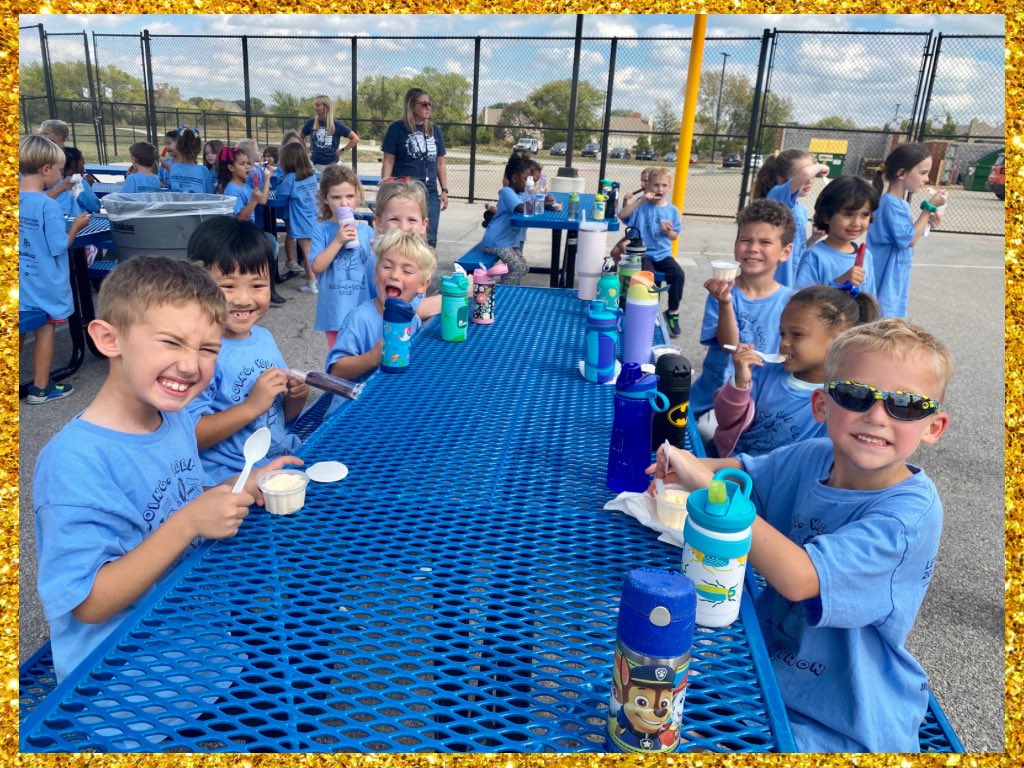WeckSMSD's tweet photo. Celebrating the success of this year’s ROAR-a-thon! A big THANK YOU to all our generous donors! 🦁 https://t.co/b6aa7jzbyU